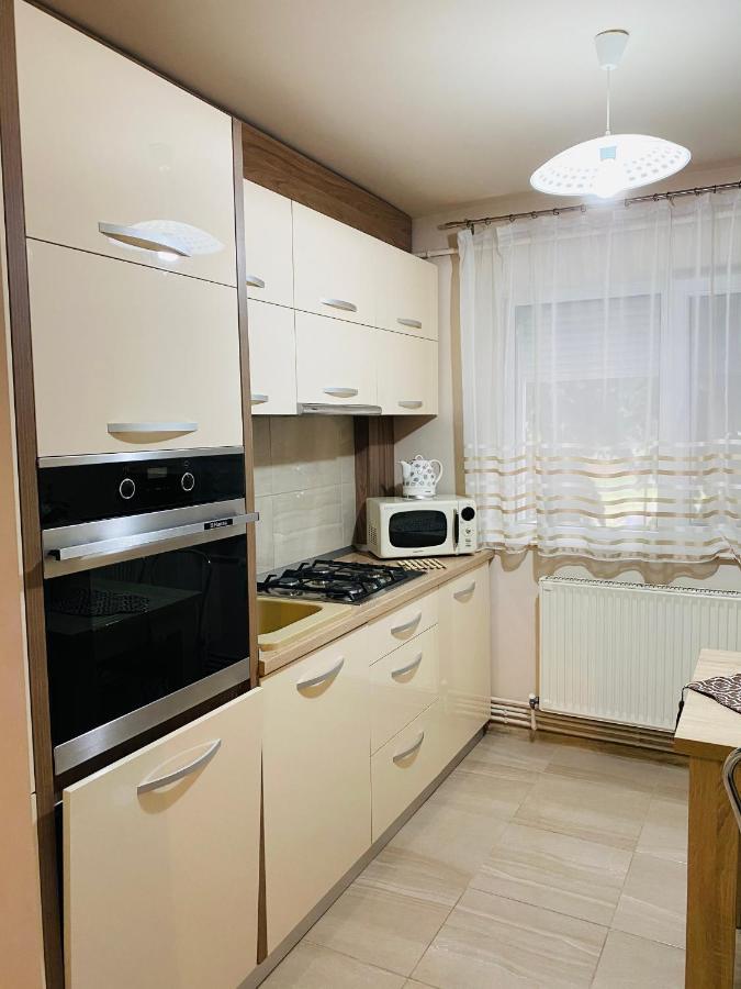 Sellada Apartament - Free Private Parking,Ac,Wi-Fi كاري المظهر الخارجي الصورة