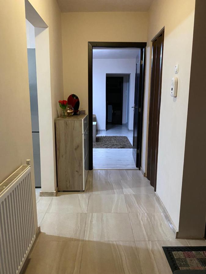 Sellada Apartament - Free Private Parking,Ac,Wi-Fi كاري المظهر الخارجي الصورة
